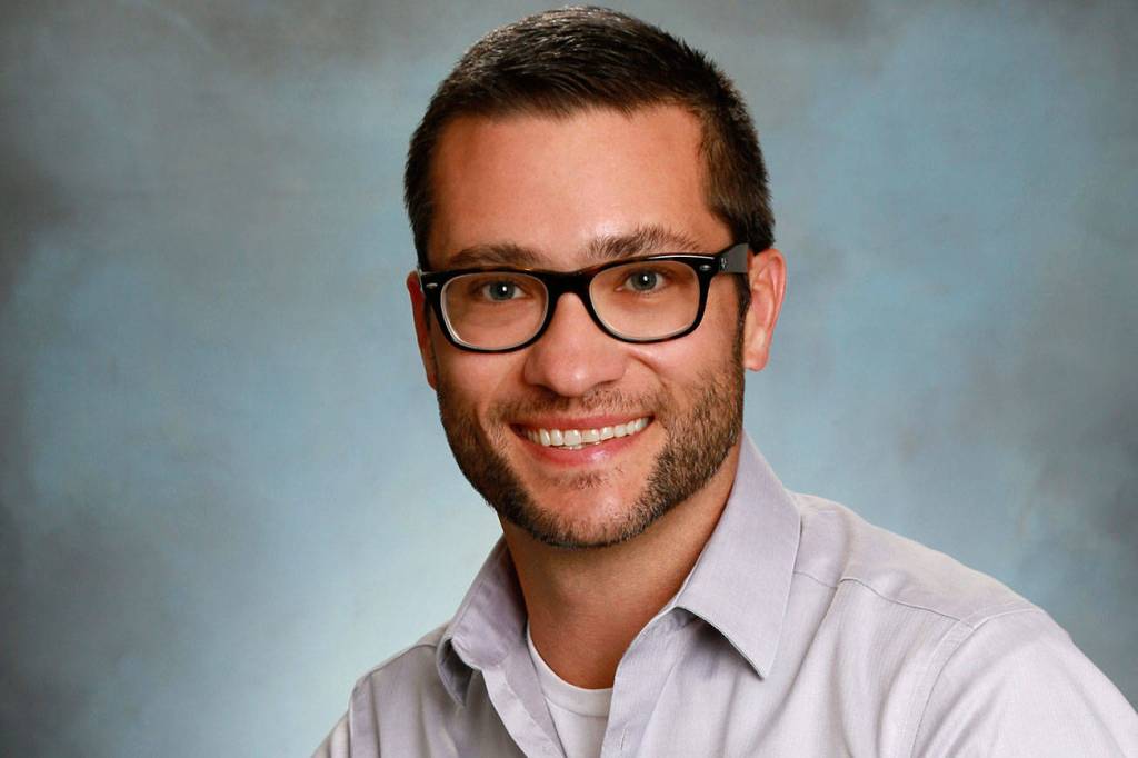 Please hold your applause till the end | Publisher’s Note