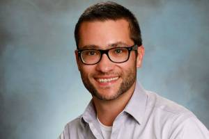 Please hold your applause till the end | Publisher’s Note