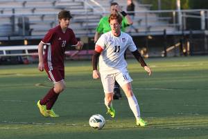 Mount Si’s Hunter is dressed for success