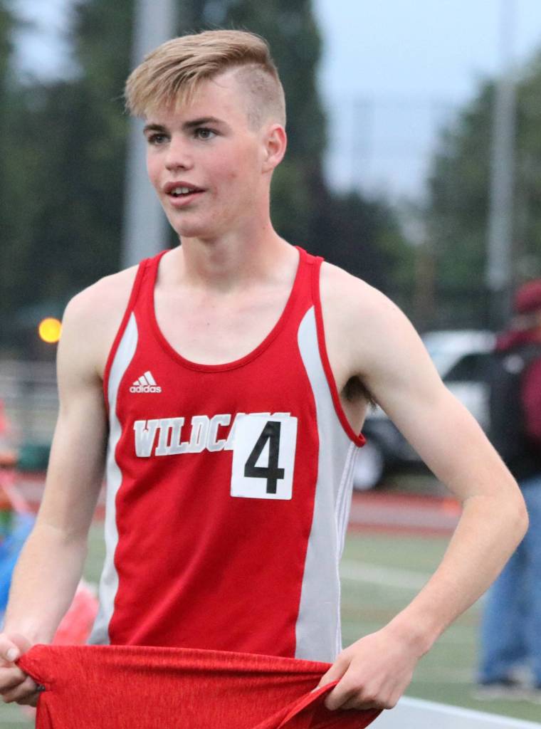 Mount Sis Jenae Usselman unleashes the javelin at districts. Andy Nystrom/staff photo