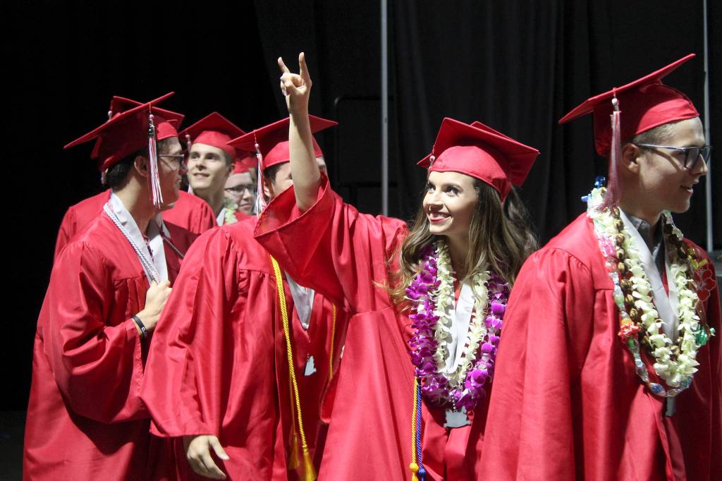 Mount Si High School sends off class of 2018