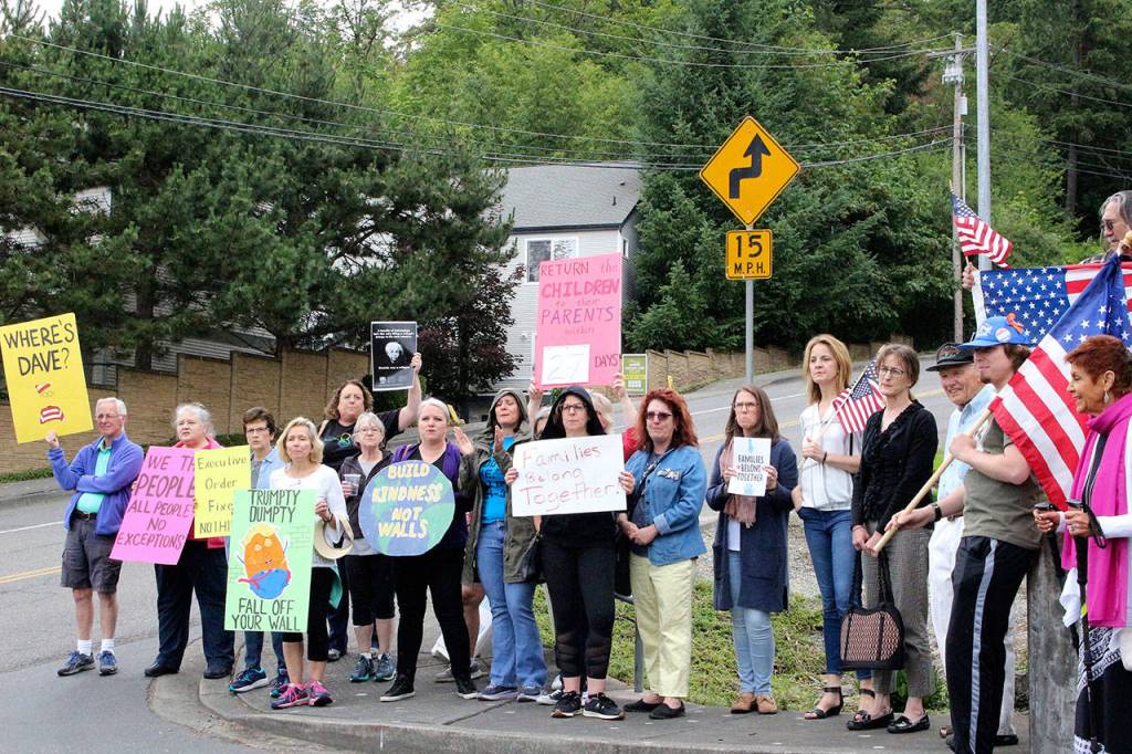 Lawyer moms, community protest immigration issues at Reichert’s office