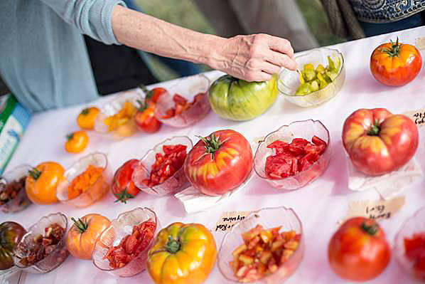 Carnation Farms hosts cooking class series with award-winning chef