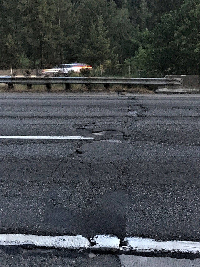 WSDOT contractor crews will grind and repave the WB I-90 Raging River Bridge deck. Photo courtesy of the <a href="https://www.flickr.com/photos/wsdot/" target="_blank">WSDOT Flickr account </a>