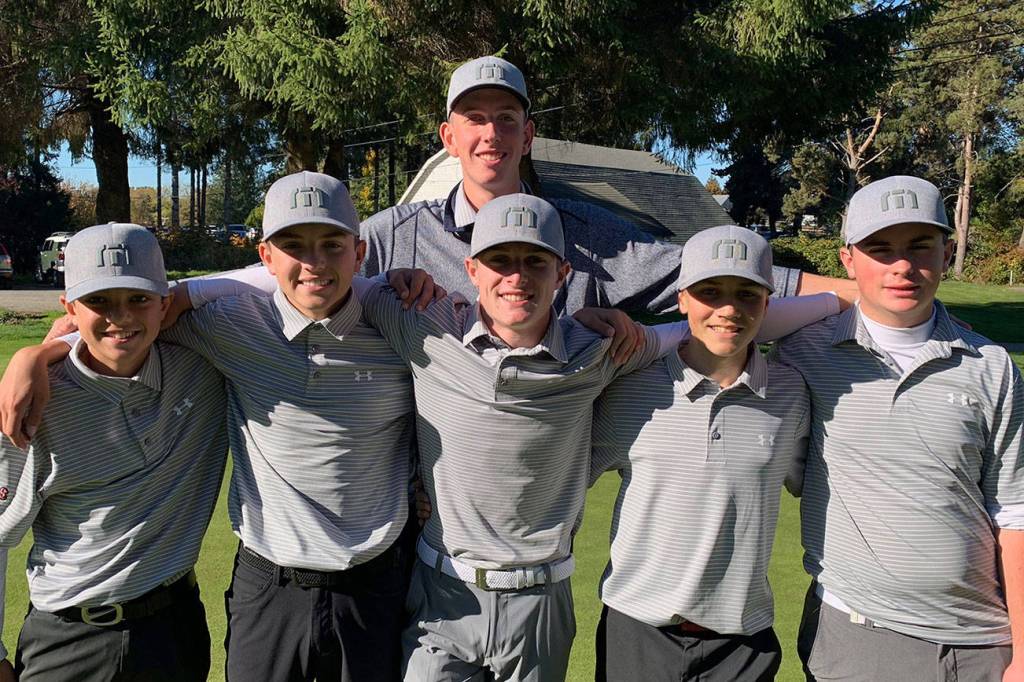 Warford and Bostwick qualify for state golf tourney