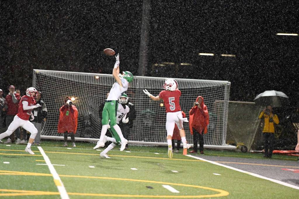 A Woodinville defensive back knocks down a pass intended for Mount Si junior wide receiver Colby Botten in the 4A KingCo championship game on Oct. 25. Woodinville defeated Mount Si 16-14. Photo courtesy of Calder Productions