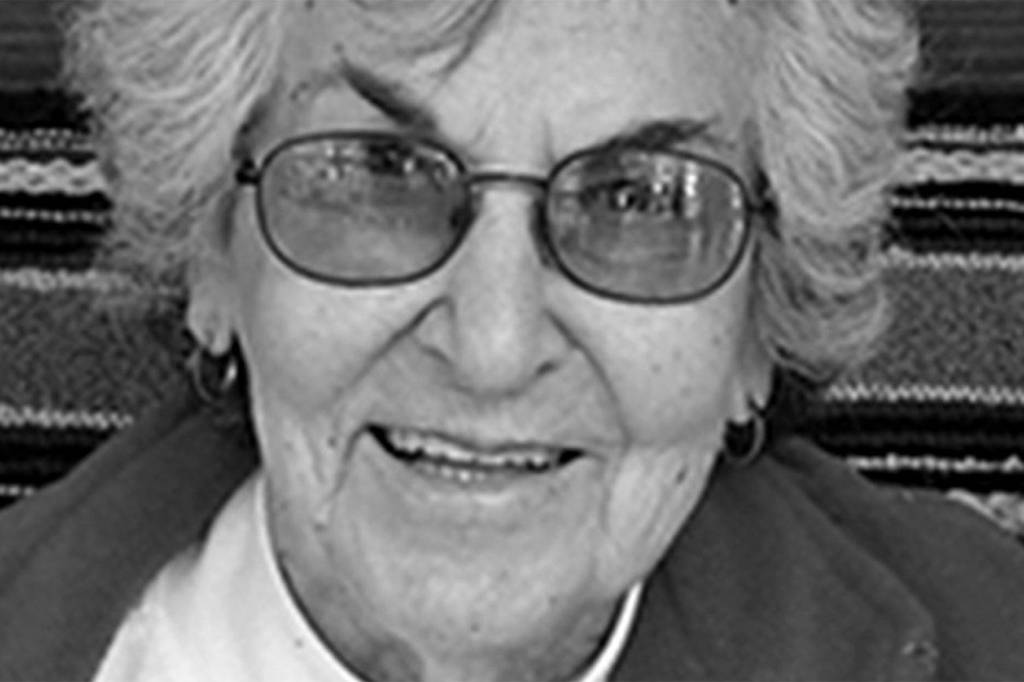 MAXINE (TINY) FLEMING