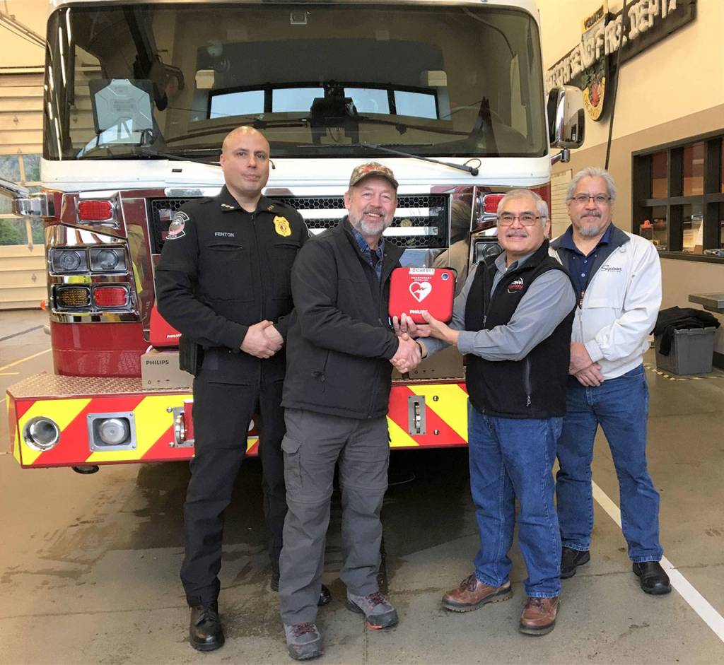 Snoqualmie Tribe donates AEDs, Narcan