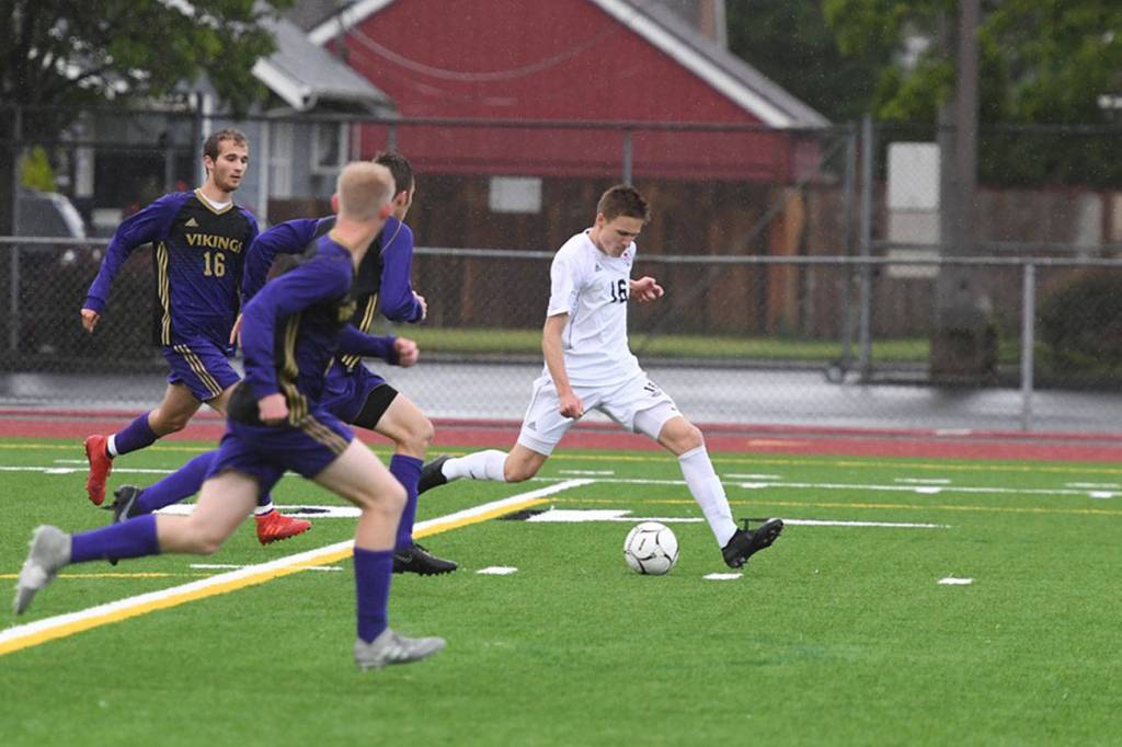 Mount Si Wildcats sophomore forward Sully Smith carries the ball up the field before scoring a goal against the Puyallup Vikings in the 4A state soccer championship game on May 26. Puyallup defeated Mount Si 2-1 in the contest. The Wildcats finished the 2019 season with an overall record of 17-3. Photo courtesy of Calder Productions