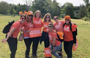 Congresswoman Kim Schrier with volunteers part of the Issaquah, Sammamish, and Snoqualmie Moms Demand Action group. From left: Ashlee McDonald, Jess Smolinsky, Representative Kim Schrier, Mary Newcomer Williams, Rachel Harris, Erin Sloan, Mary Harris. Photo courtesy of Moms Demand Action