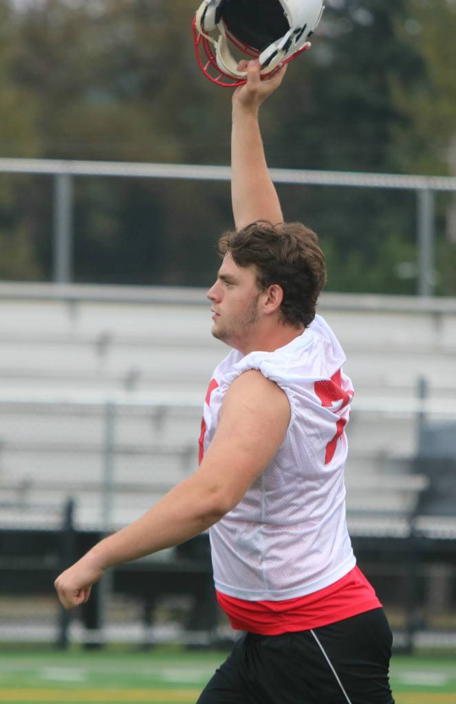 Gale Kamp fires up the Wildcat troops. Andy Nystrom/ staff photo