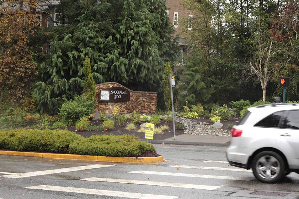 Photo by Natalie DeFord                                Political signs are back up at Snoqualmie Ridge after a warning letter was sent out by the Residential Owners Association.