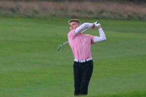 Mount Si boys golfers are aiming for state tournament