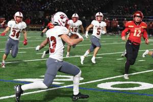 Mount Si rolls into football playoffs