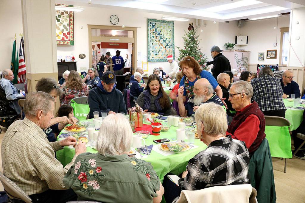 The Sno-Valley Senior Center in Carnation served lunch for the 12 Days of Goodness program on Dec. 13. Stephanie Quiroz/staff photo