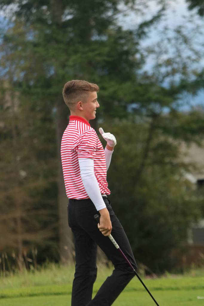 Mount Sis Drew Warford won his second straight 4A state golf title at The Creek at Qualchan Golf Course in Spokane. Here, Warford prepares to tee off at The Club at Snoqualmie Ridge this fall. Andy Nystrom/ staff photo