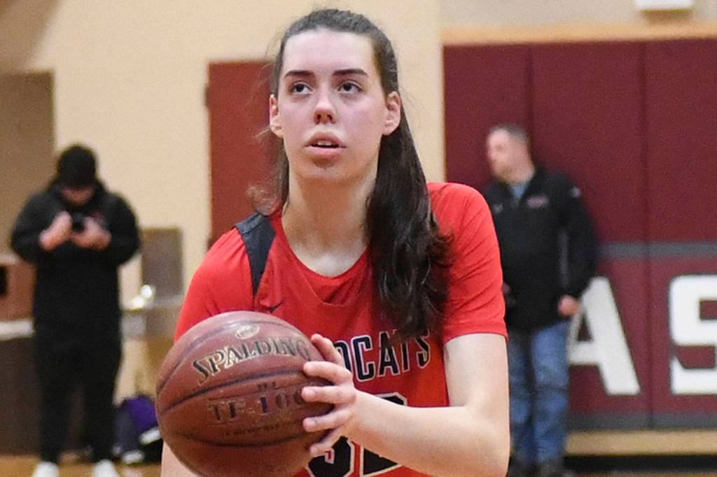 Heide commits to play basketball at Cal