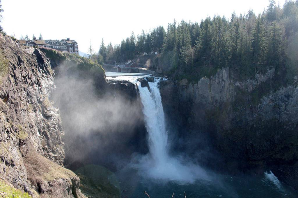 Snoqualmie Falls and the Salish Lodge Spa on a sunny day, Feb. 19, 2020. Natalie DeFord/Staff photo
