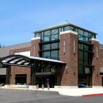 The new Snoqualmie Valley Hospital, which opened last May, is seeking a new
hospital administrator. Hospital commissioners voted March 3 to buy out Rodger
McCollum’s contract, with an effective last day of March 18.