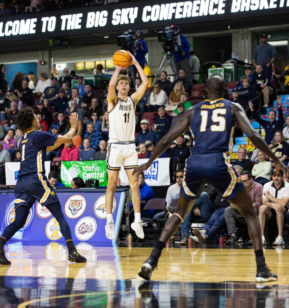 Tyler Patterson takes a shot for Montana State University. Photo by Jack Murrey, MSU Athletics