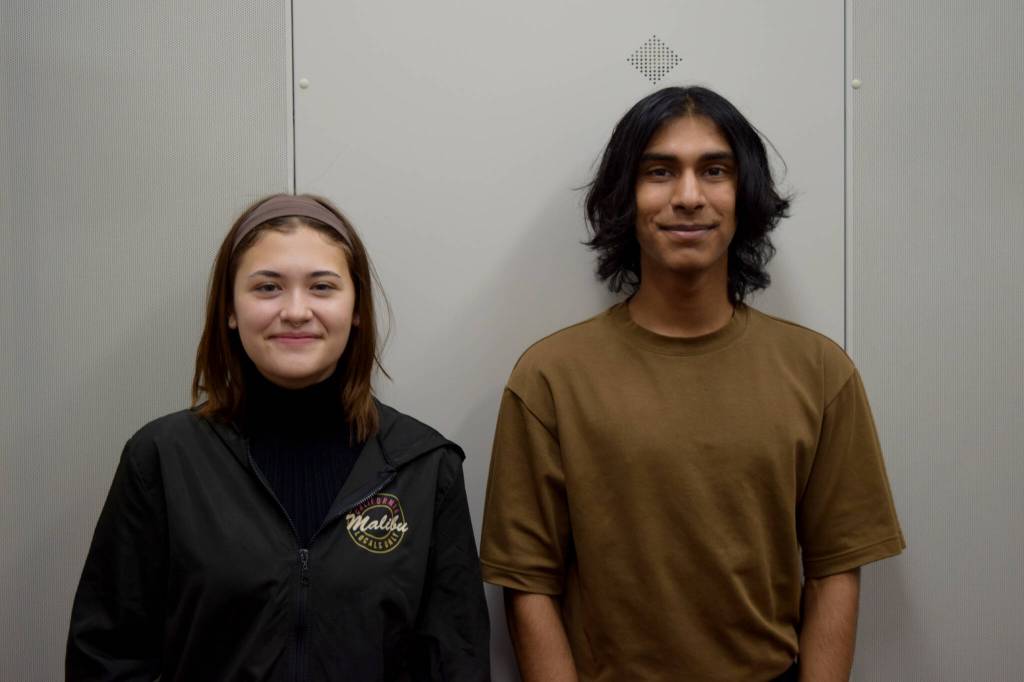 Mount Si juniors Mariel Nolan (l) and Ali Jaffery. Both Saxophonists in the high school jazz band. Photo Conor Wilson/Valley Record.