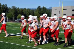 Wildcats football rotates between practice drills. Photo Conor Wilson/Valley Record.