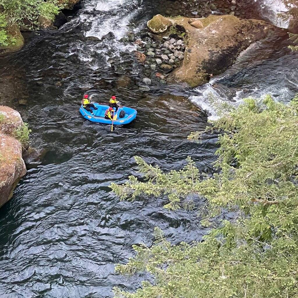 Responders were able to safely retrieve the three kayakers, who all managed to make it to the rivers edge in the gorge. Photo courtesy of Puget Sound Fire.