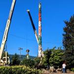The Fall City Totem Pole is removed early Aug. 14. (Photo by Conor Wilson/Valley Record)