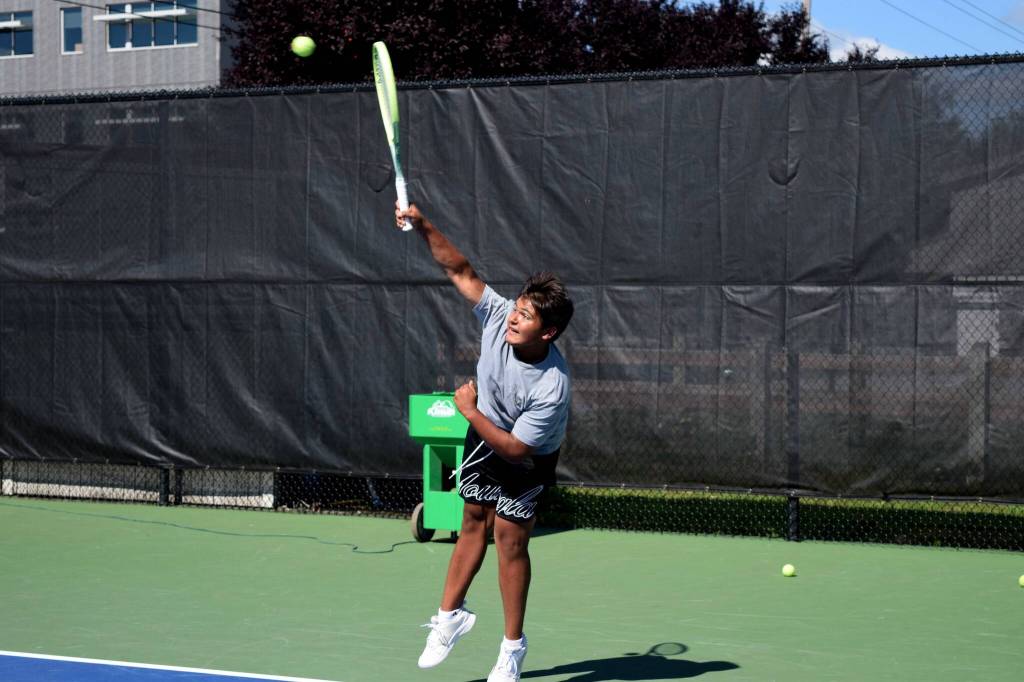 Photo By Conor Wilson/Valley Record.
Shammeer Khan captains the Mount Si boys tennis team.