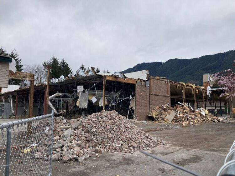 Demolition has begun at the North Bend Outlet Mall to make way for a 121-room La Quinta/Hawthorne Wyndham hotel. Photo by Mallory Kruml/Valley Record