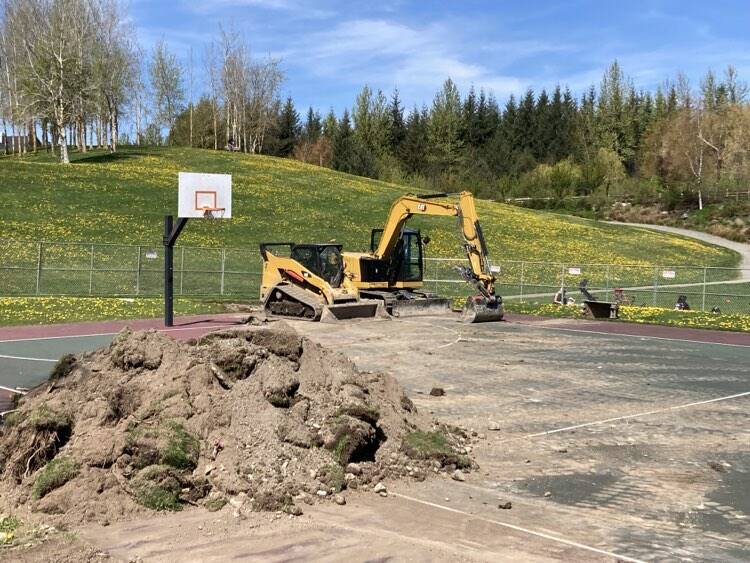 Splash pad under construction at Snoqualmie Community Park, 35016 SE Ridge St. Photo by Mallory Kruml/Valley Record