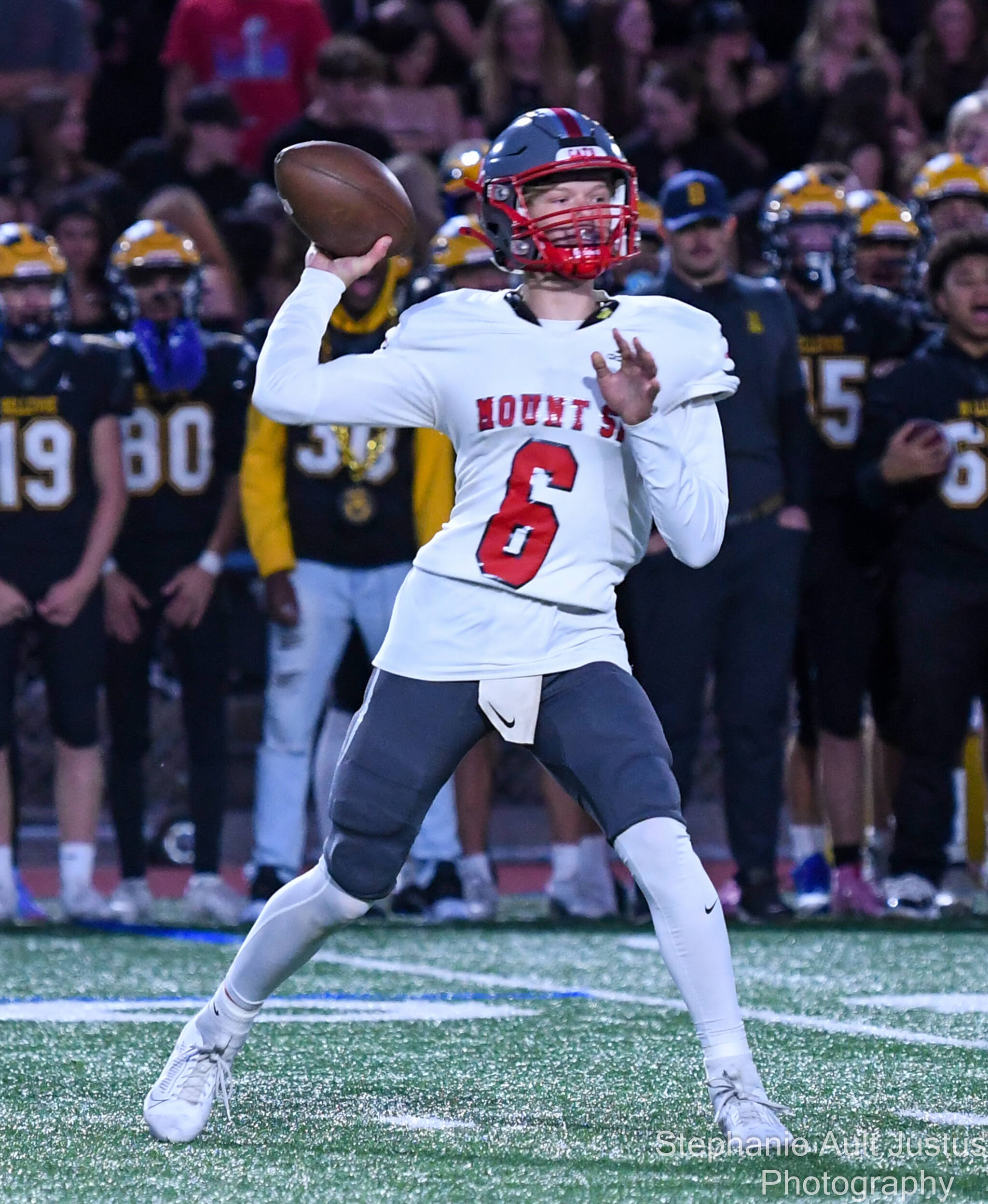 Mount Si Highs sophomore quarterback Jacob Flores throws the ball downfield in his teams 34-0 loss to Bellevue High on Sept. 27. Photo courtesy of Stephanie Ault Justus
