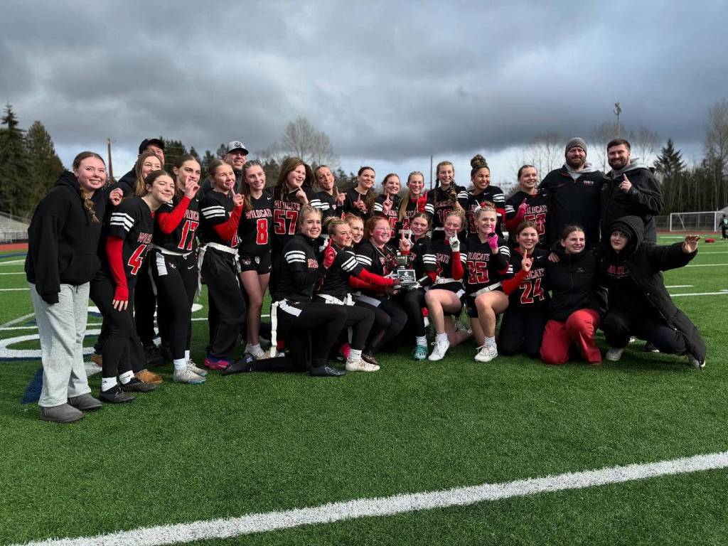 Mount Si High School girls flag football team won the KingCo Championship by defeating Skyline, 2-0, on Feb. 1. Next up for them is the district tournament on Feb. 8 at Redmond High School. Teams from 4ASPSL, NPSL,PSL/2ASPSL/Olympic will play a 12-team, single elimination event, with the top four teams advancing to the state championship. We are incredibly proud of our girls flag football team for winning the KingCo Championship! said coach Brian Wall in an email to the Valley Record. Their dedication, teamwork, and perseverance throughout the season have been inspiring. This historic win not only highlights their talent, but also the growing opportunities for female athletes in our district. Congratulations to the players, coaches and everyone who supported them along the way. Courtesy photos