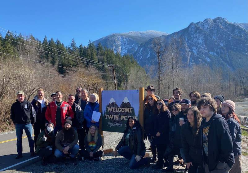 The Real Twin Peaks Days kicks off on Friday morning near the Welcome to Twin Peaks Sign. Photo William Shaw/ Valley Record