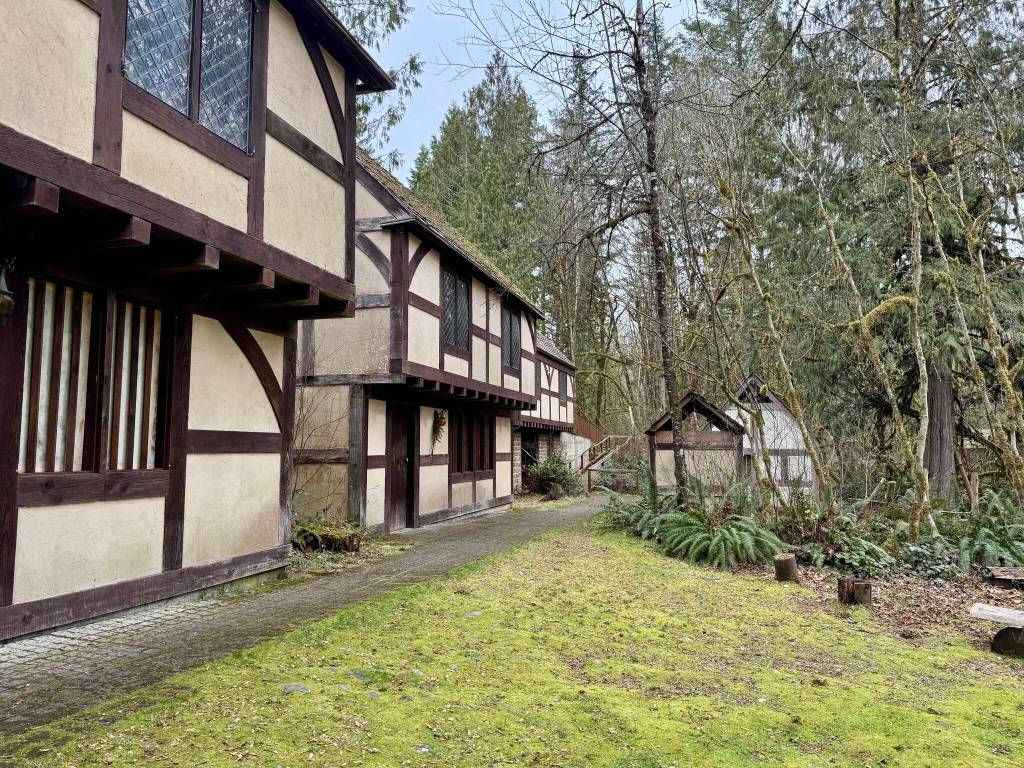 Cottages at Camlann, March 9, 2025. Grace Gorenflo/Valley Record