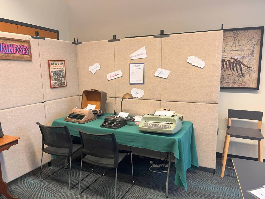 Manual typewriters teach visitors about historical office life at the 2025 Fall City Historical Society pop-up museum. Photo courtesy of Cindy Parks