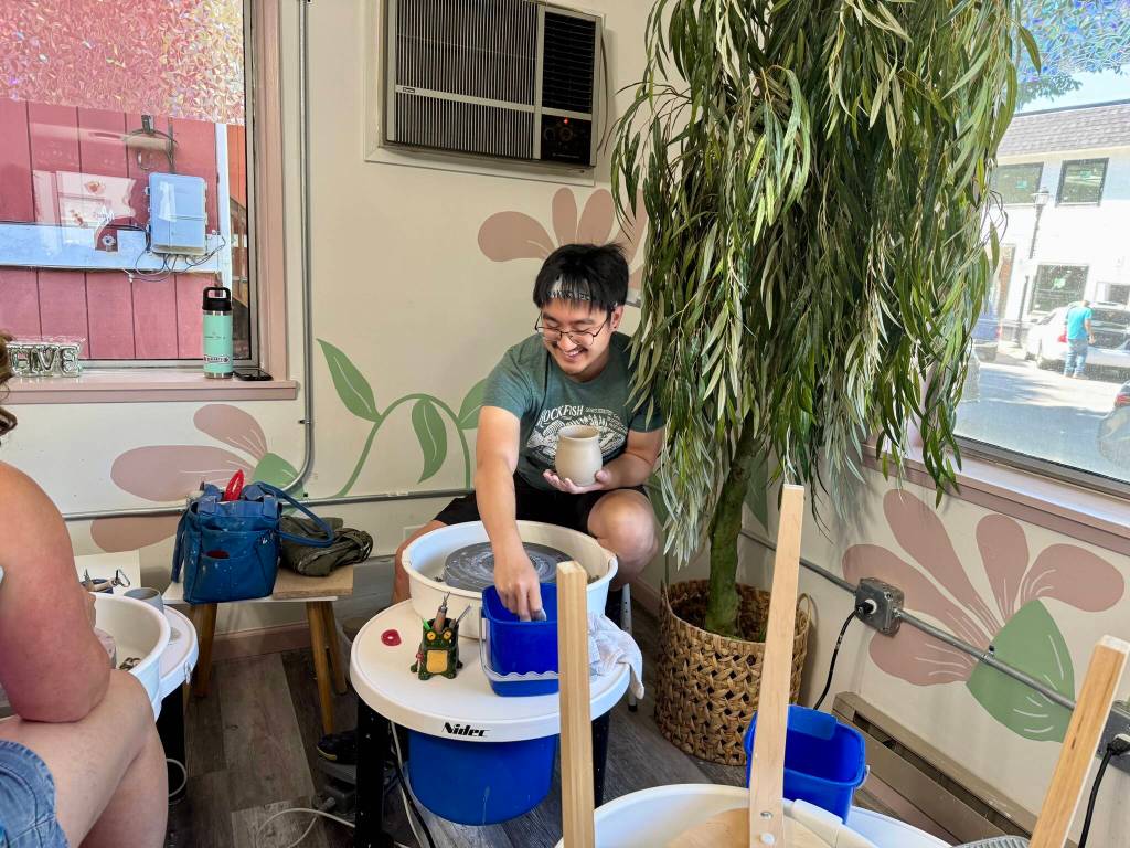 An instructor teaches a private lesson at June and Gem ceramics studio, July 24, 2025. Grace Gorenflo/Valley Record