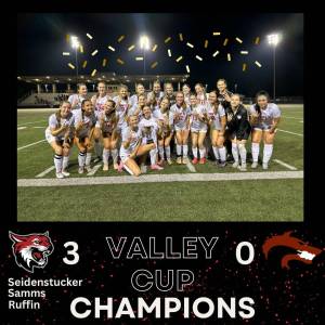 Photo courtesy of <a href="https://www.facebook.com/MountSiGirlsSoccer" target="_blank">Mount Si High School Girls Soccer Facebook page </a>