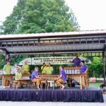 Anzanga Marimba Band performs at the North Bend Farmers Market, Sept. 11, 2025. (Grace Gorenflo/Valley Record)