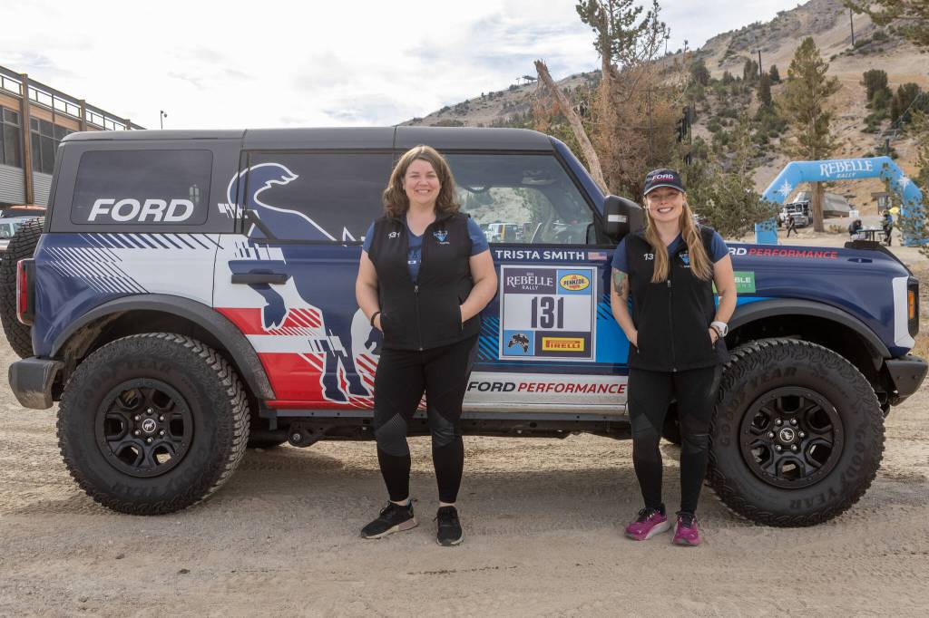 Trista Smith (right) and her teammate Karisa Haydon stand with their Ford Bronco in 2024. Photo courtesy of Ernesto Araiza