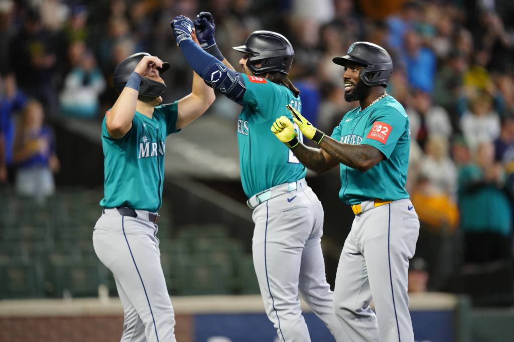 Randy Arozarena cheers as Geno Suarez hits a home run in the first inning. Photo credit Ben VanHouten/Seattle Mariners