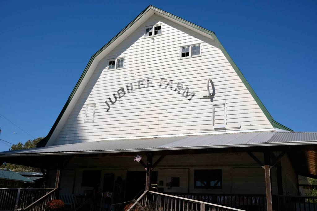 The Jubilee Farm barn, Sept. 16, 2025. (Grace Gorenflo/Valley Record)