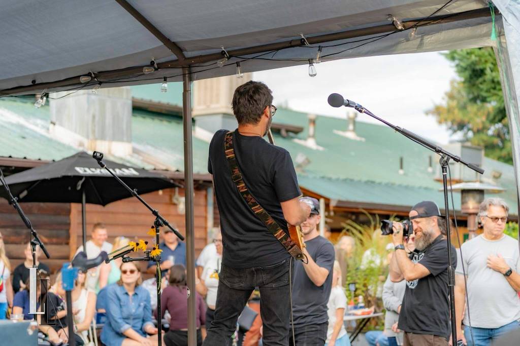 Eden performs at the inaugural Carnation Concert Crawl, Aug. 17, 2025. Photo courtesy of Travis Wetherbee/Last Lite Photography