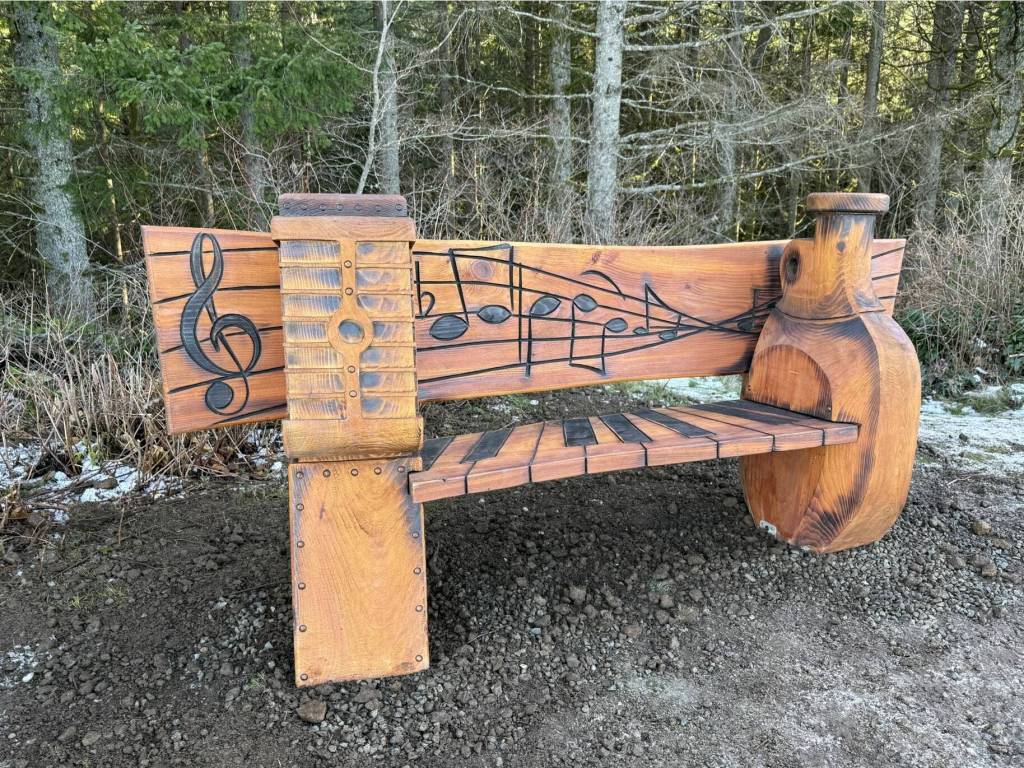 Photo courtesy of Tami Asars
The Bob Rivers Memorial Bench at Poo Poo Point.