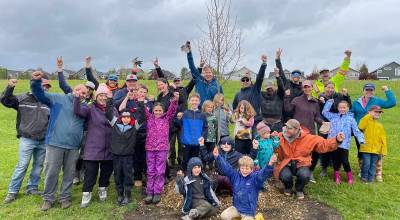 Photo courtesy of the city of Snoqualmie
Tree-planting volunteers at the Snoqualmie Community Park Arbor Day celebration.