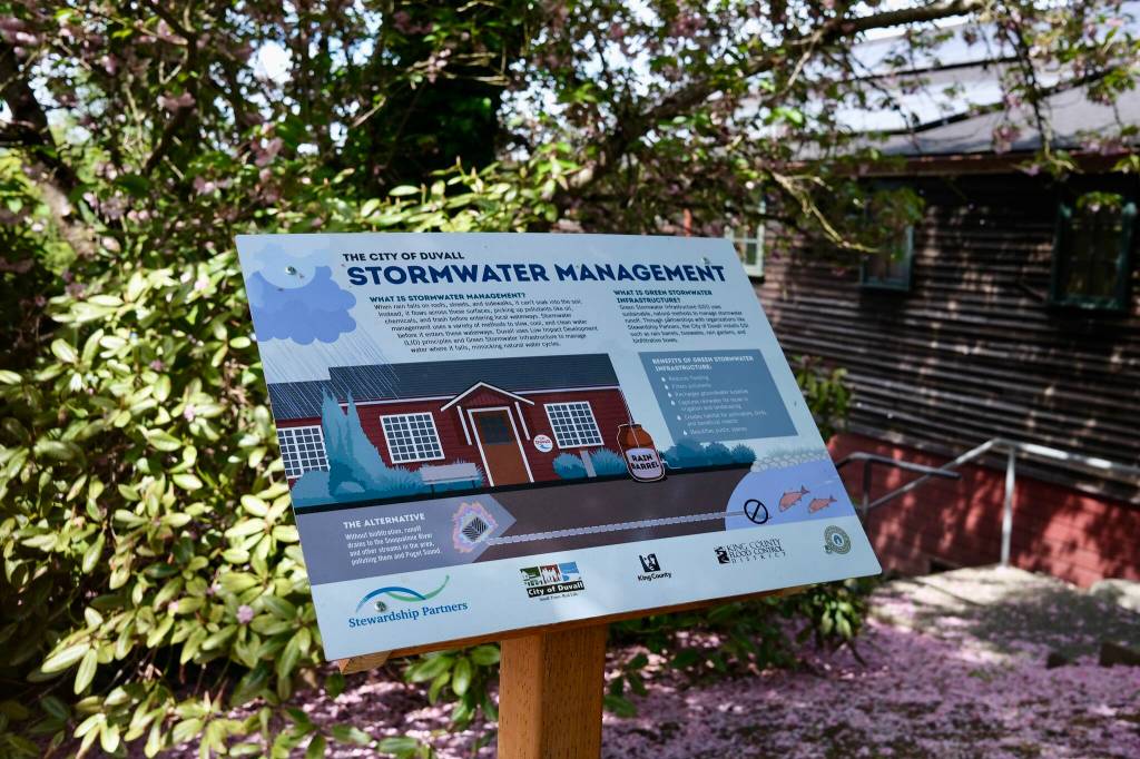 Signage for a rain barrel outside Duvall Visitor Center, April 30, 2026. (Grace Gorenflo/Valley Record)