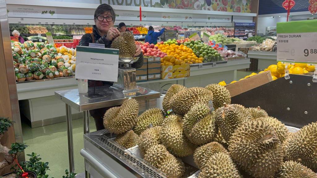 Photos by Mindy Stern 
Durian fruit, ready to be weighed.