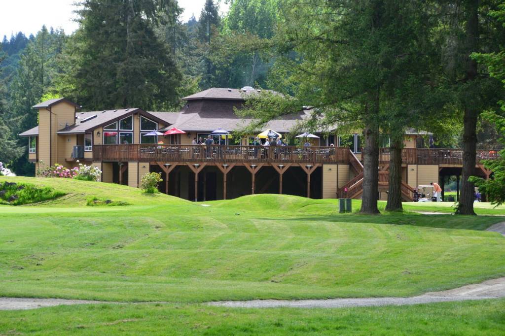 The clubhouse at Tolt Golf Club.