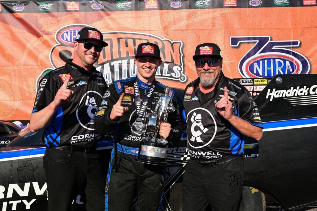 Jordan Vandergriff poses after winning at the Southern Nationals in Georgia. Photo courtesy of johnforceracing.com