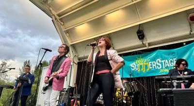 Grace Gorenflo/Valley Record
1980s tribute band Prom Date Mixtape performs at Duvalls SummerStage concert series, July 9, 2025.